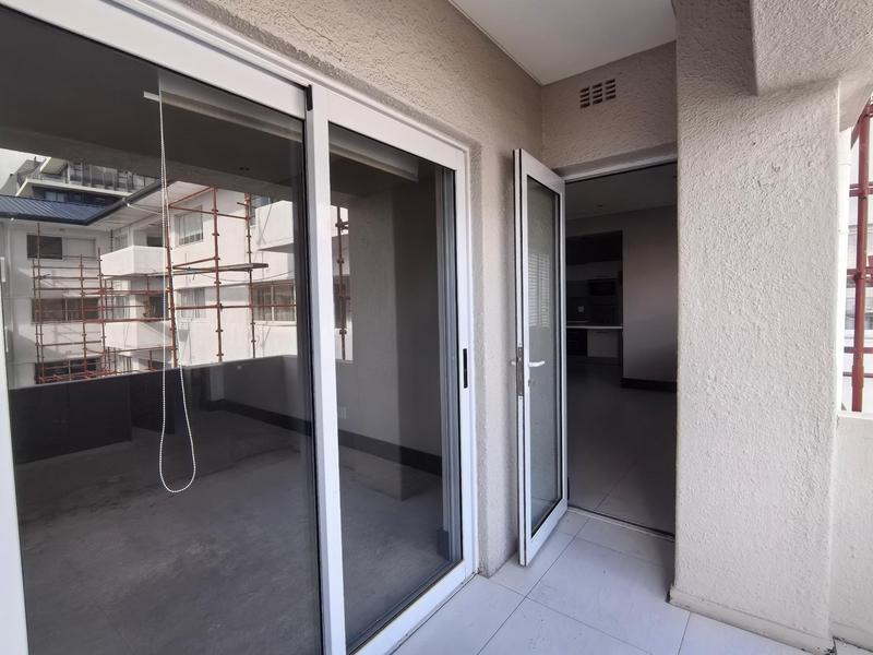 To Let 2 Bedroom Property for Rent in Sea Point Western Cape